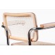 Replica della sedia Cesca con braccioli del designer Marcel Breuer